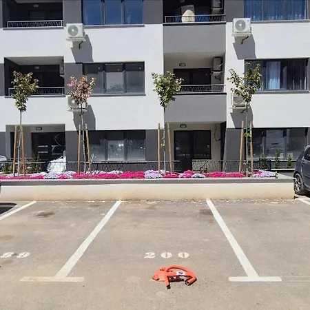 Nsa Student With Parking Place 1 *